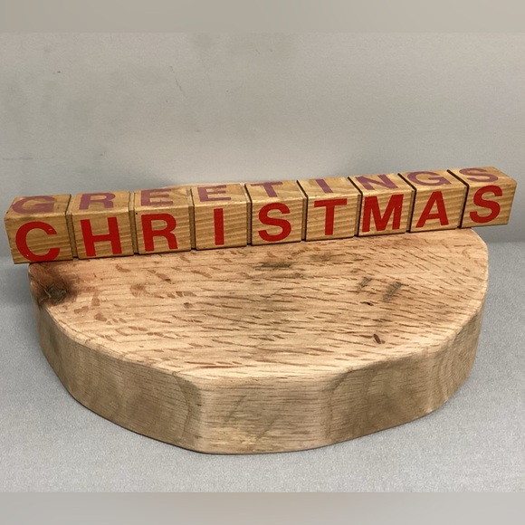 🔴 Solid Wood Crafted Block w/ Christmas / Greetings / Friends / Valentine - Picture 1 of 7